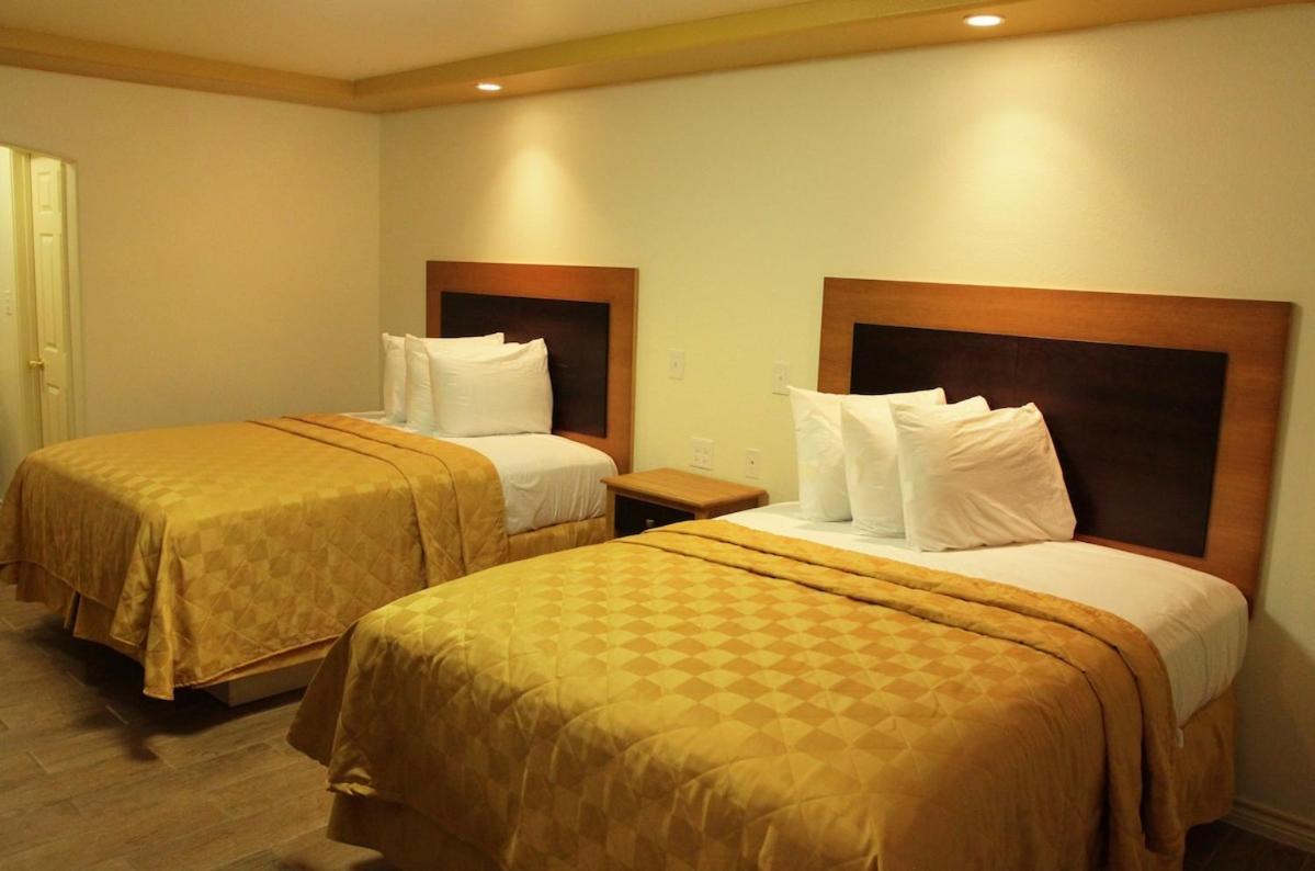 Maverick Inn إيغل باس المظهر الخارجي الصورة